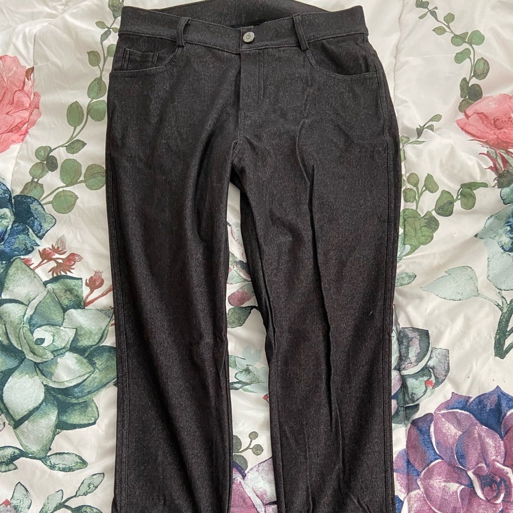 Black jogging never worn